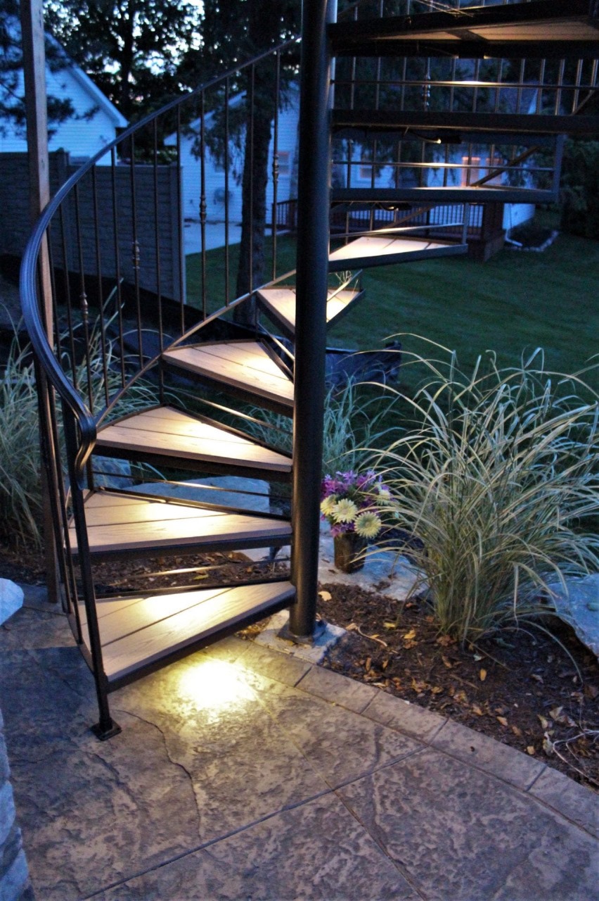 Wood & Steel railing thumbnail 3